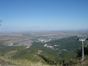 Вид на Белокуриху с канатной дороги